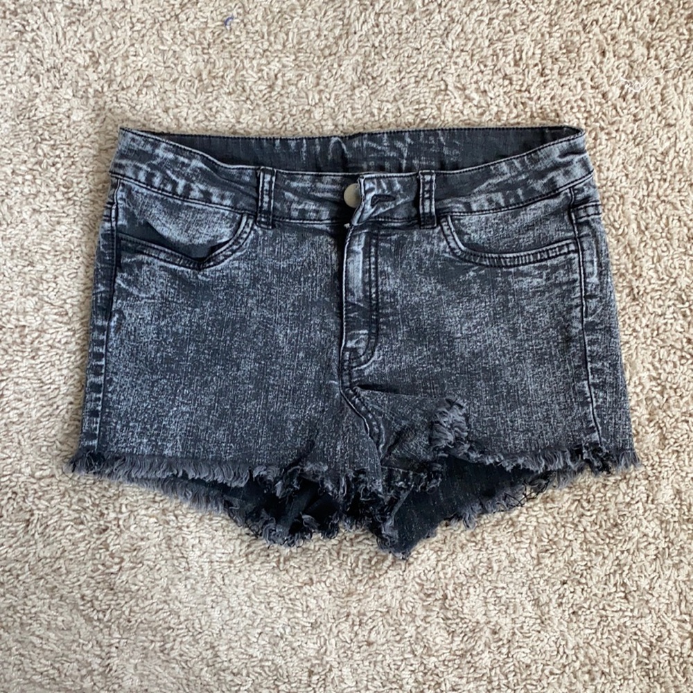 Acid shorts